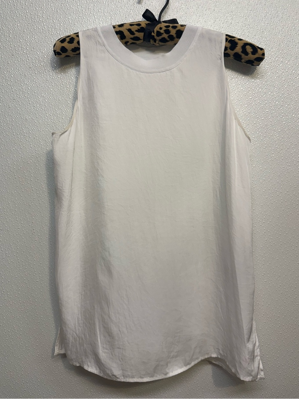 Vince White Sleeveless Scoop Neck Tank Sz S